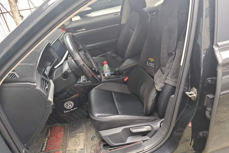 Used Volkswagen Lavida 2021 1.5L Automatic Fashion Edition Left Front Seat