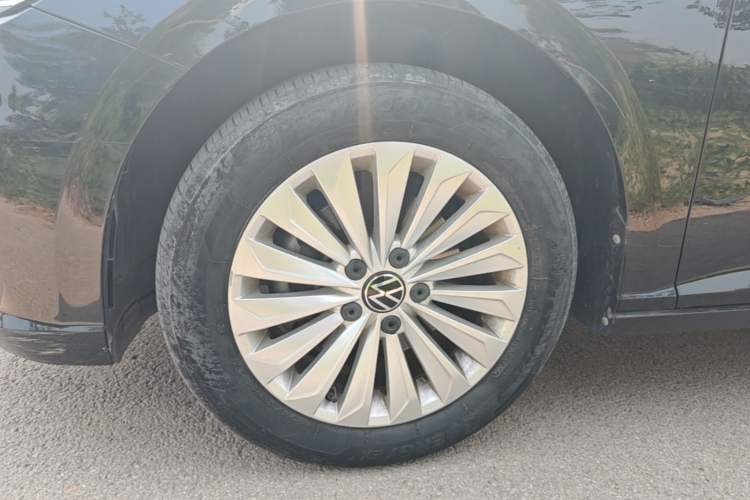 Used Volkswagen Lavida 2021 280TSI DSG Comfort Edition Left Front Wheel Hub