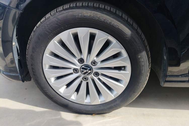 Used Volkswagen Lavida 2021 280TSI DSG Comfort Edition Left Front Wheel Hub