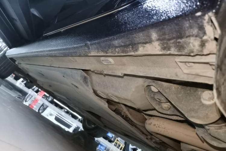 Used Volkswagen Lavida 2021 280TSI DSG Comfort Edition Left Side Sill
