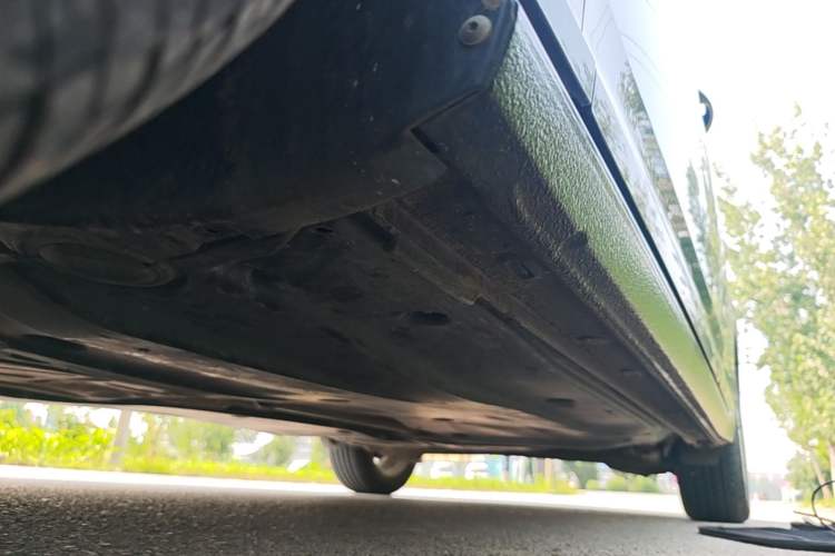Used Volkswagen Lavida 2021 280TSI DSG Comfort Edition Left Side Sill