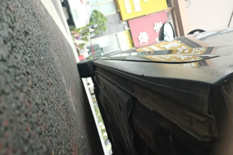 Used Volkswagen Lavida 2021 1.5L Automatic Comfort Edition Left Side Sill