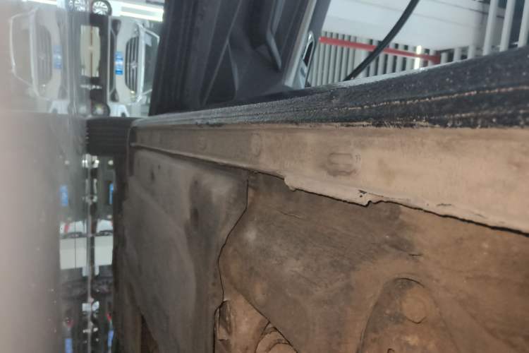 Used Volkswagen Lavida 2021 280TSI DSG Comfort Edition Left Side Sill