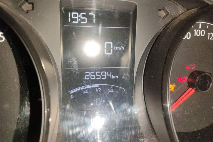 Used Volkswagen Lavida 2021 1.5L Manual Fashion Edition Odometer Close Up
