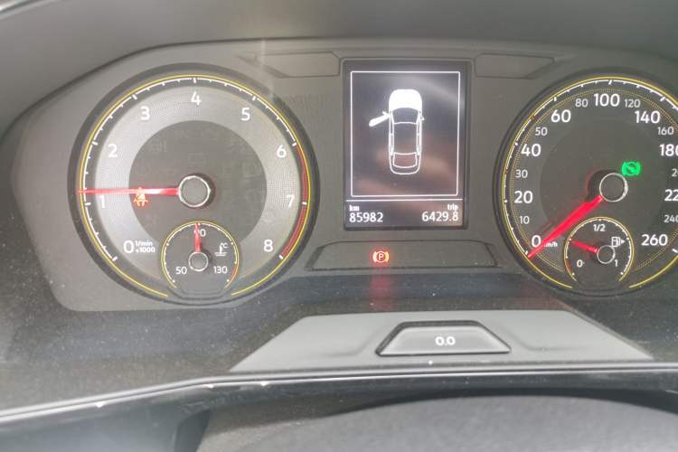 Used Volkswagen Lavida 2021 280TSI DSG Comfort Edition Odometer Close Up
