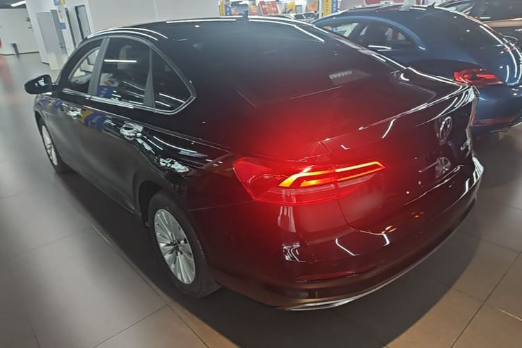 Used Volkswagen Lavida 2021 1.5L Automatic Comfort Edition Rear Left 45 Deg