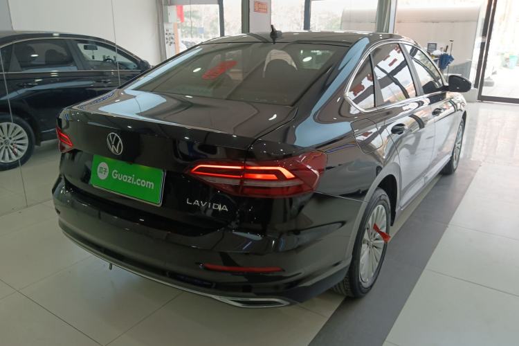 Used Volkswagen Lavida 2021 1.5L Automatic Comfort Edition Rear Right 45 Deg