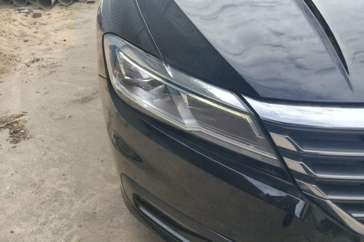 Used Volkswagen Lavida 2021 1.5L Automatic Comfort Edition Right Front Headlight