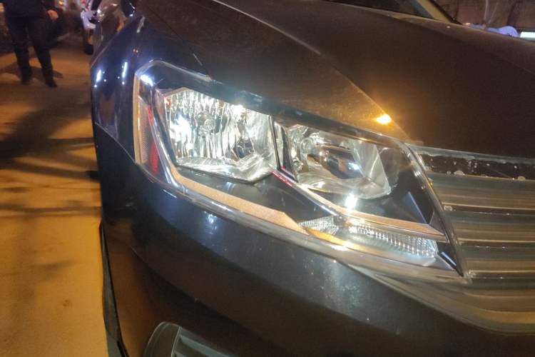 Used Volkswagen Lavida 2021 1.5L Manual Fashion Edition Right Front Headlight
