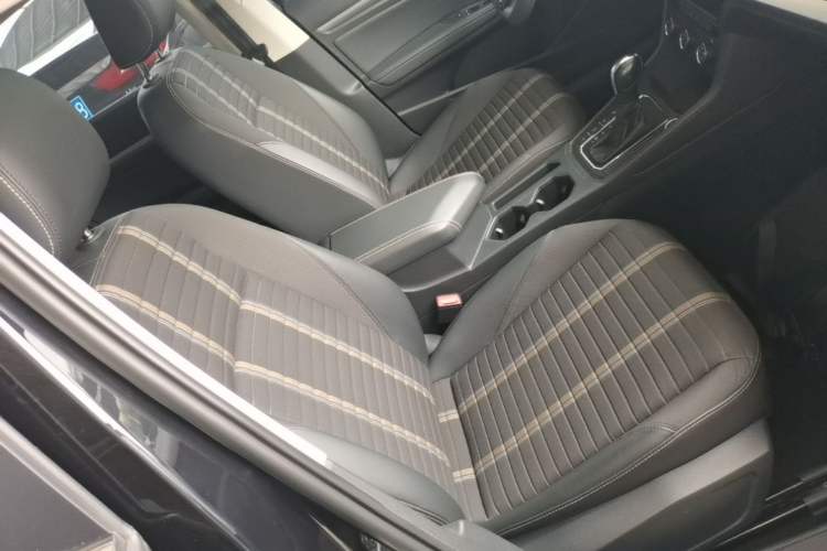 Used Volkswagen Lavida 2021 280TSI DSG Comfort Edition Right Front Seat