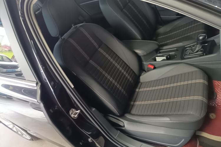 Used Volkswagen Lavida 2021 280TSI DSG Comfort Edition Right Front Seat