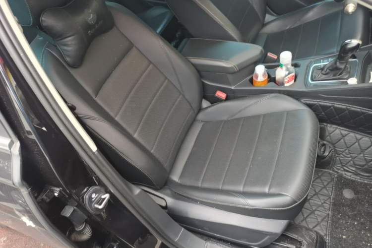 Used Volkswagen Lavida 2021 1.5L Automatic Comfort Edition Right Front Seat