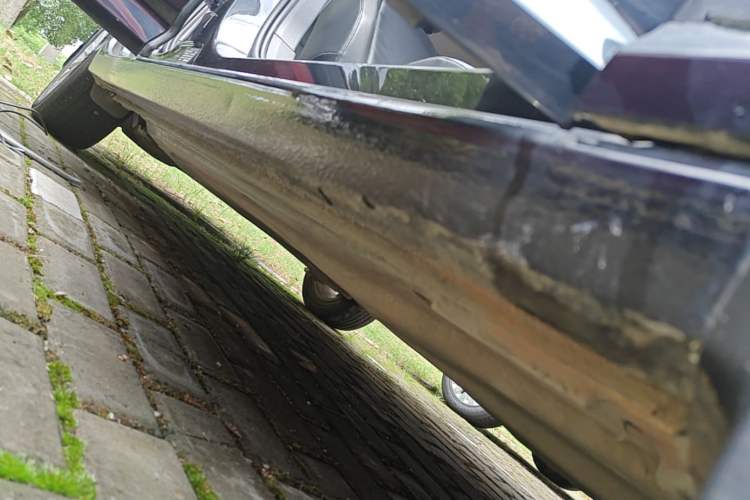 Used Volkswagen Lavida 2021 1.5L Automatic Comfort Edition Right Side Sill