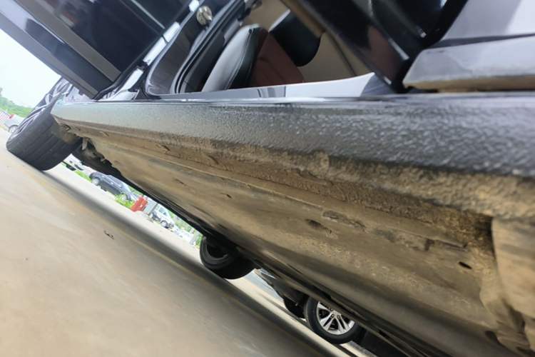 Used Volkswagen Lavida 2021 280TSI DSG Luxury Edition Right Side Sill