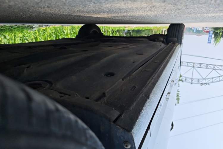 Used Volkswagen Lavida 2021 280TSI DSG Comfort Edition Right Side Sill