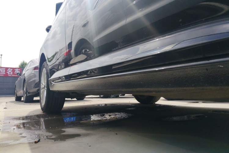 Used Volkswagen Lavida 2021 280TSI DSG Comfort Edition Right Side Sill