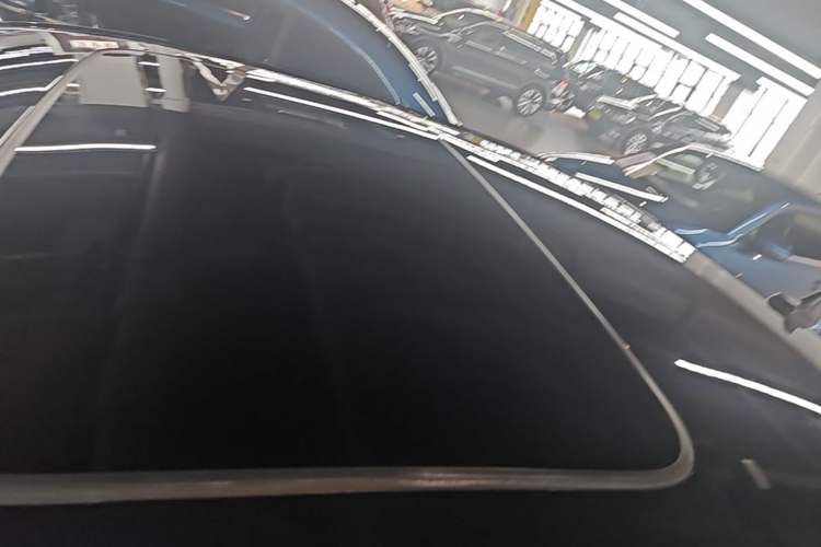 Used Volkswagen Lavida 2021 1.5L Automatic Comfort Edition Roof