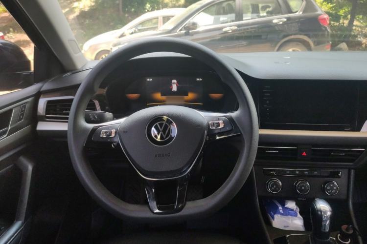 Used Volkswagen Lavida 2021 1.5L Automatic Comfort Edition Steering Wheel