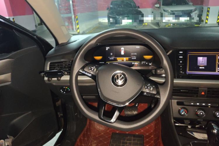 Used Volkswagen Lavida 2021 1.5L Automatic Vision Edition Steering Wheel