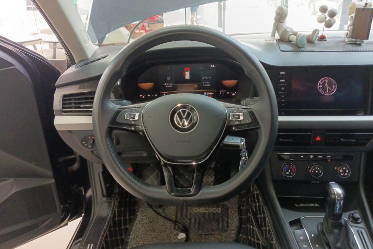 Used Volkswagen Lavida 2021 1.5L Automatic Comfort Edition Steering Wheel