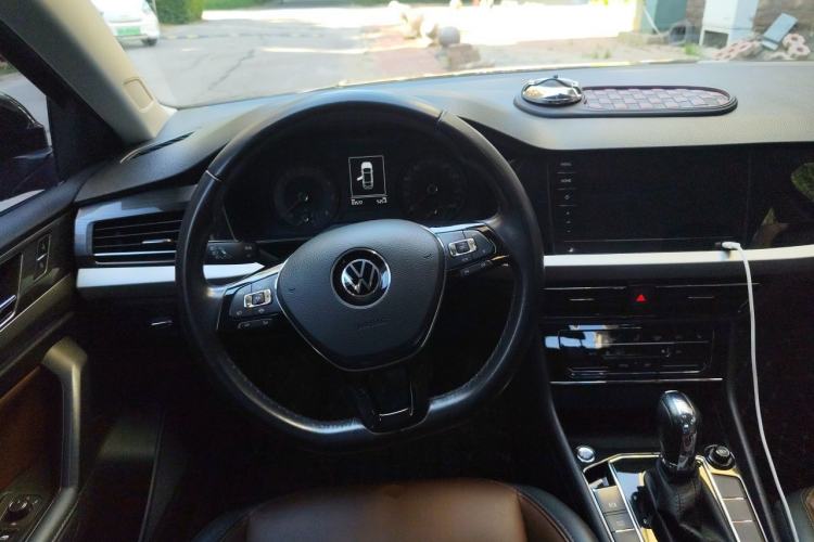 Used Volkswagen Lavida 2021 280TSI DSG Luxury Edition Steering Wheel
