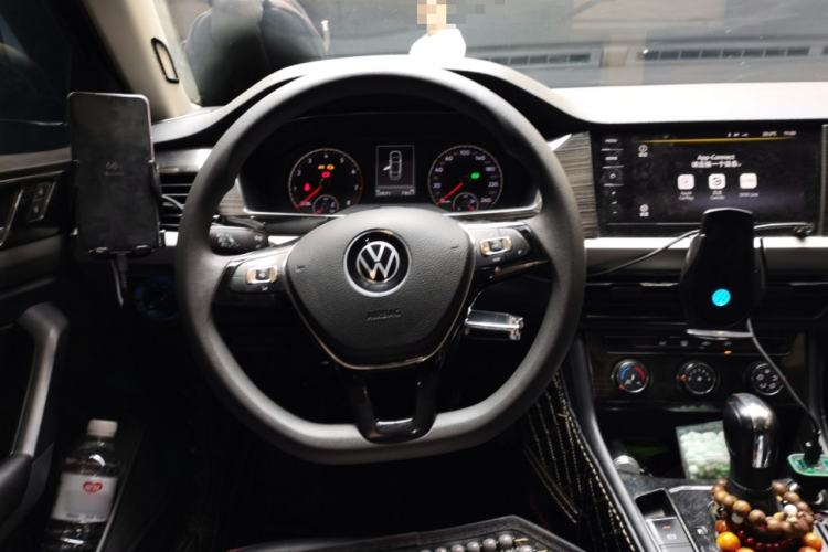 Used Volkswagen Lavida 2021 1.5L Automatic Fashion Edition Steering Wheel