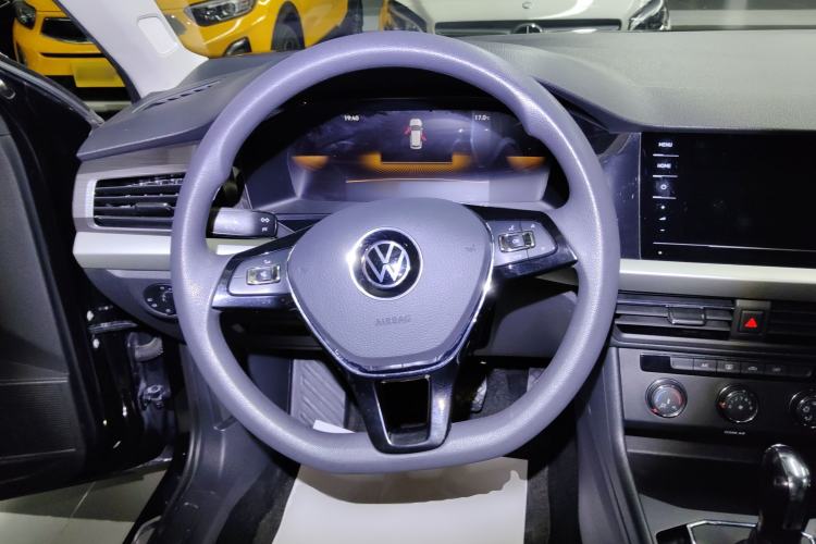 Used Volkswagen Lavida 2021 1.5L Automatic Comfort Edition Steering Wheel