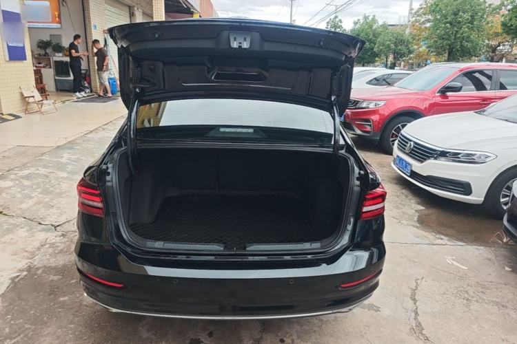 Used Volkswagen Lavida 2021 280TSI DSG Comfort Edition Trunk