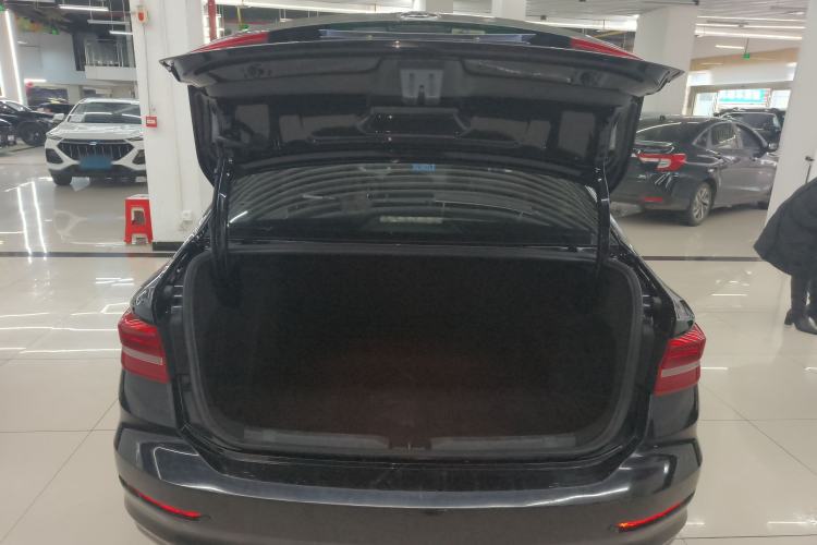 Used Volkswagen Lavida 2021 280TSI DSG Comfort Edition Trunk