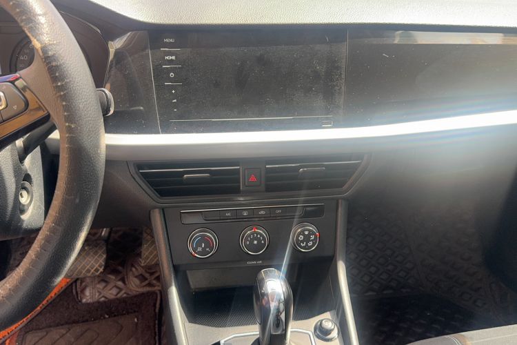 Used Volkswagen Lavida 2021 280TSI DSG Comfort Edition Audio And AC Panel