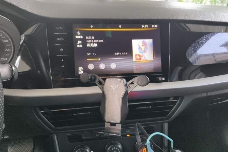 Used Volkswagen Lavida 2021 280TSI DSG Comfort Edition Audio And AC Panel