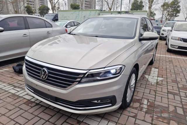 Ojetý Volkswagen Lavida 2021 1.5L Automatic Vision Edition