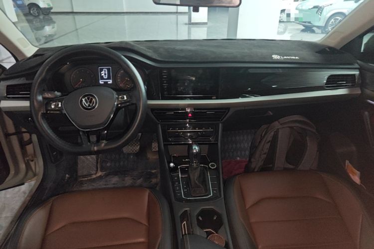Used Volkswagen Lavida 2021 280TSI DSG Luxury Edition Center Console