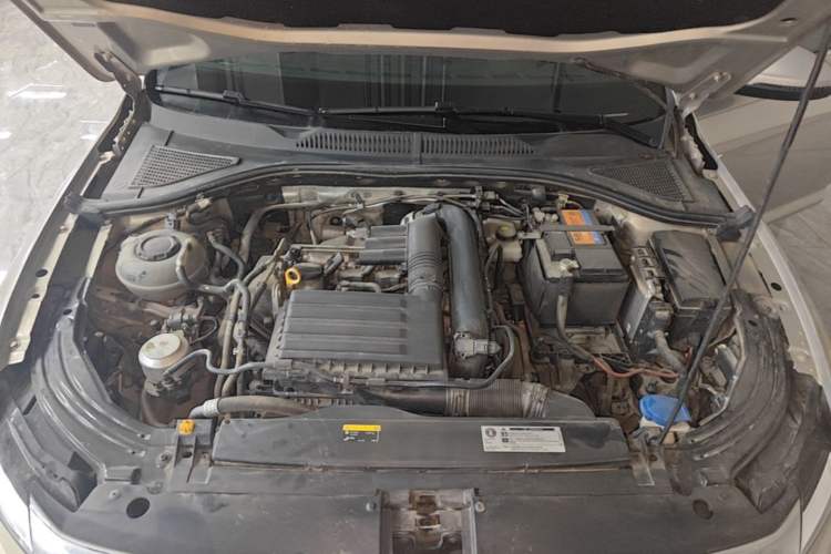 Used Volkswagen Lavida 2021 280TSI DSG Luxury Edition Engine Bay