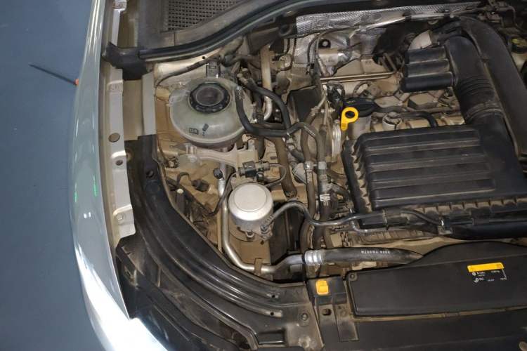 Used Volkswagen Lavida 2021 280TSI DSG Comfort Edition Engine Bay Right