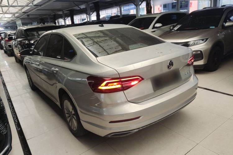Used Volkswagen Lavida 2021 1.5L Automatic Comfort Edition Exterior 2