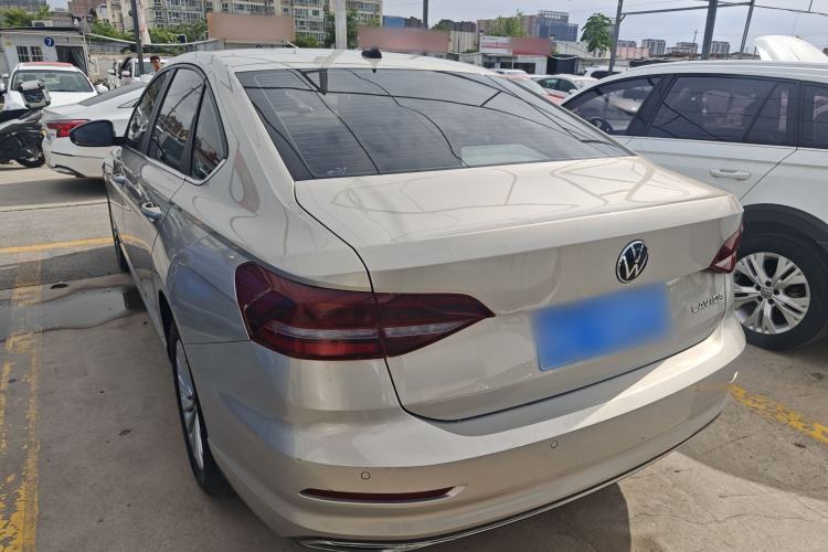 Used Volkswagen Lavida 2021 1.5L Automatic Comfort Edition Exterior 3