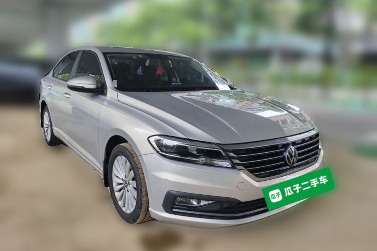 Used Volkswagen Lavida 2021 280TSI DSG Comfort Edition Front Right 45 Deg