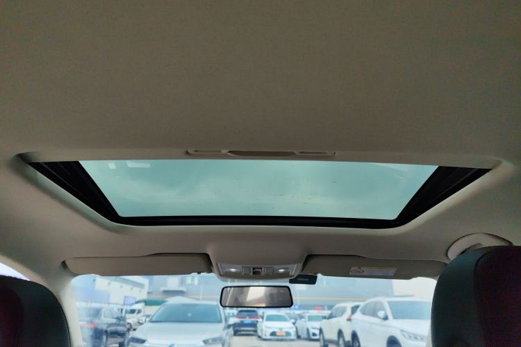 Used Volkswagen Lavida 2021 1.5L Automatic Comfort Edition Headliner
