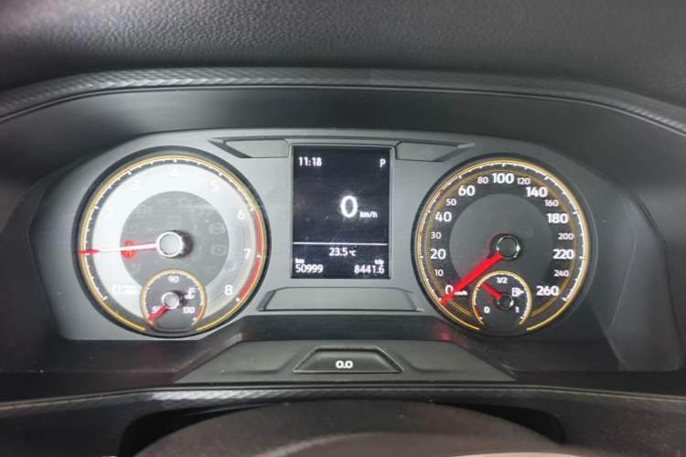 Used Volkswagen Lavida 2021 1.5L Automatic Fashion Edition Instrument Cluster