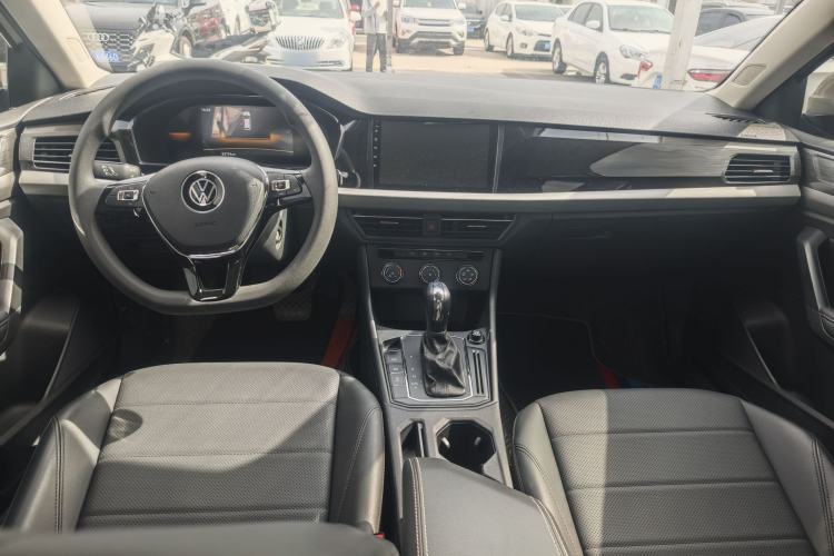 Used Volkswagen Lavida 2021 1.5L Automatic Comfort Edition Interior 1