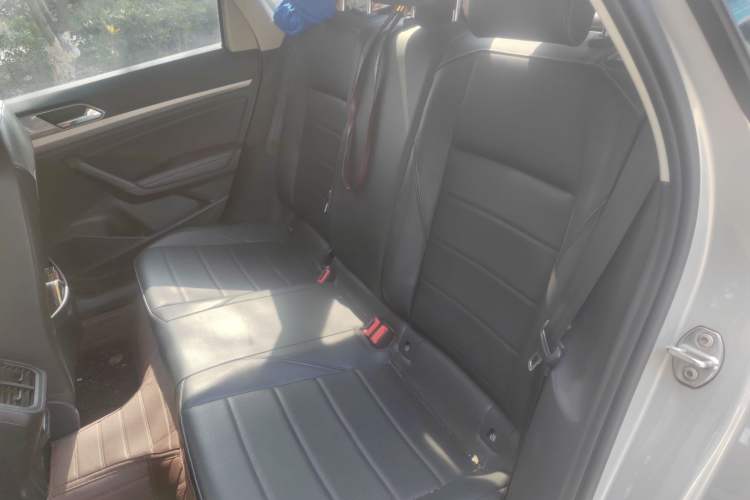 Used Volkswagen Lavida 2021 1.5L Automatic Comfort Edition Interior 4