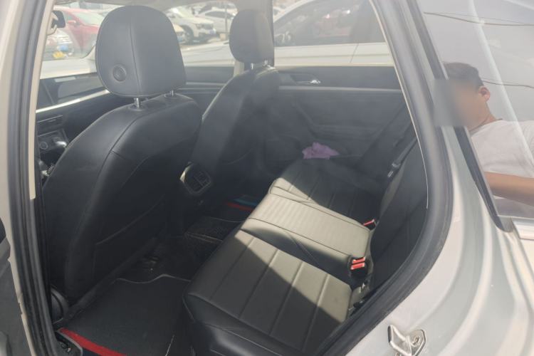 Used Volkswagen Lavida 2021 1.5L Automatic Comfort Edition Interior 6
