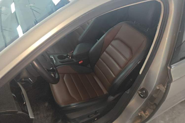 Used Volkswagen Lavida 2021 280TSI DSG Luxury Edition Left Front Seat