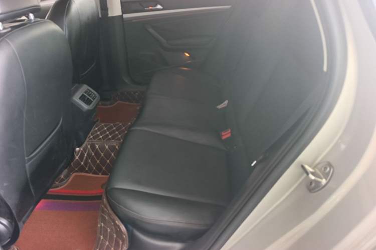 Used Volkswagen Lavida 2021 1.5L Automatic Fashion Edition Left Rear Seat