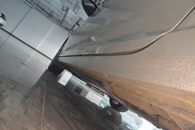 Used Volkswagen Lavida 2021 280TSI DSG Luxury Edition Left Side Sill