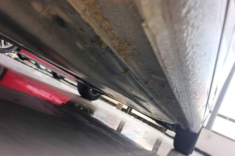 Used Volkswagen Lavida 2021 1.5L Automatic Fashion Edition Left Side Sill