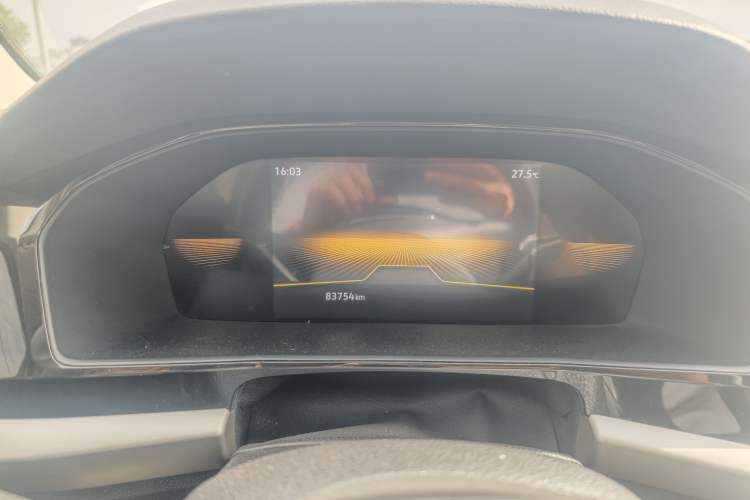 Used Volkswagen Lavida 2021 1.5L Automatic Comfort Edition Odometer Close Up