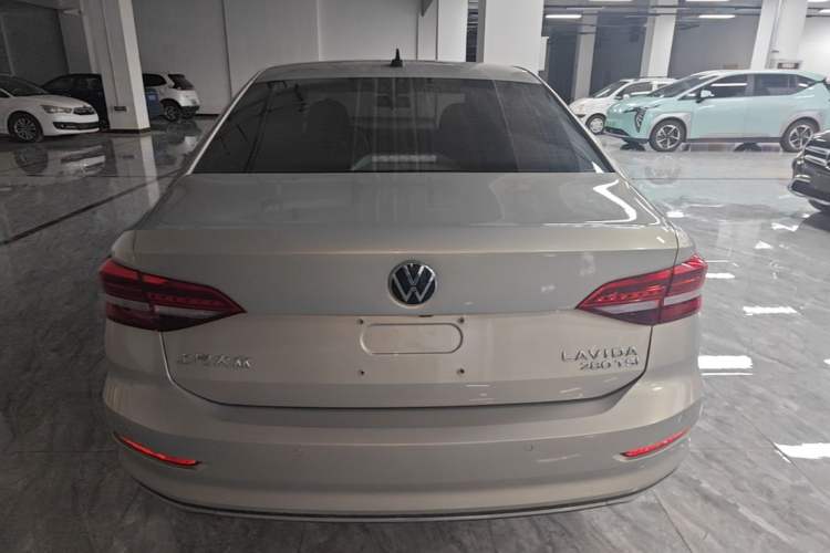 Used Volkswagen Lavida 2021 280TSI DSG Luxury Edition Rear