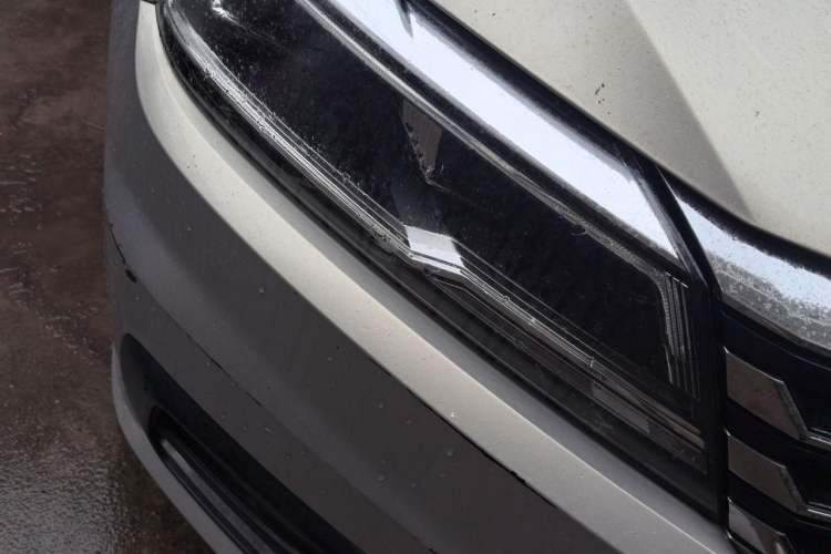 Used Volkswagen Lavida 2021 280TSI DSG Comfort Edition Right Front Headlight